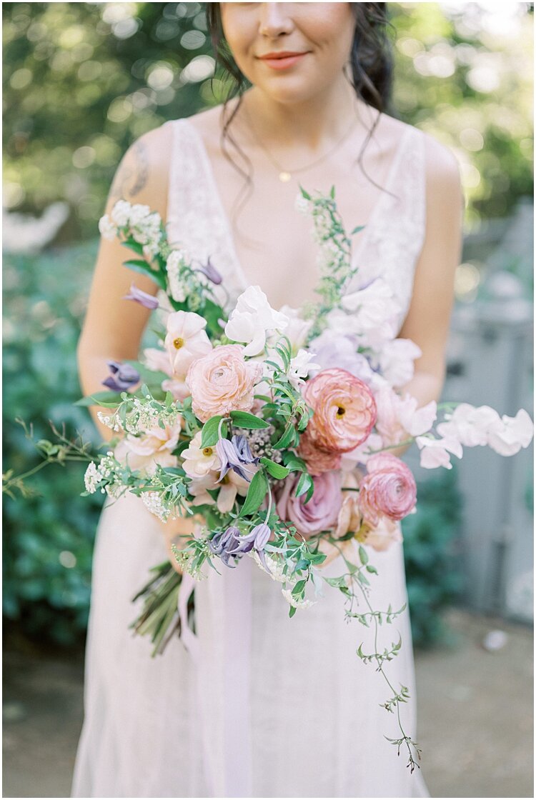romantic lush califronia wedding bouquet