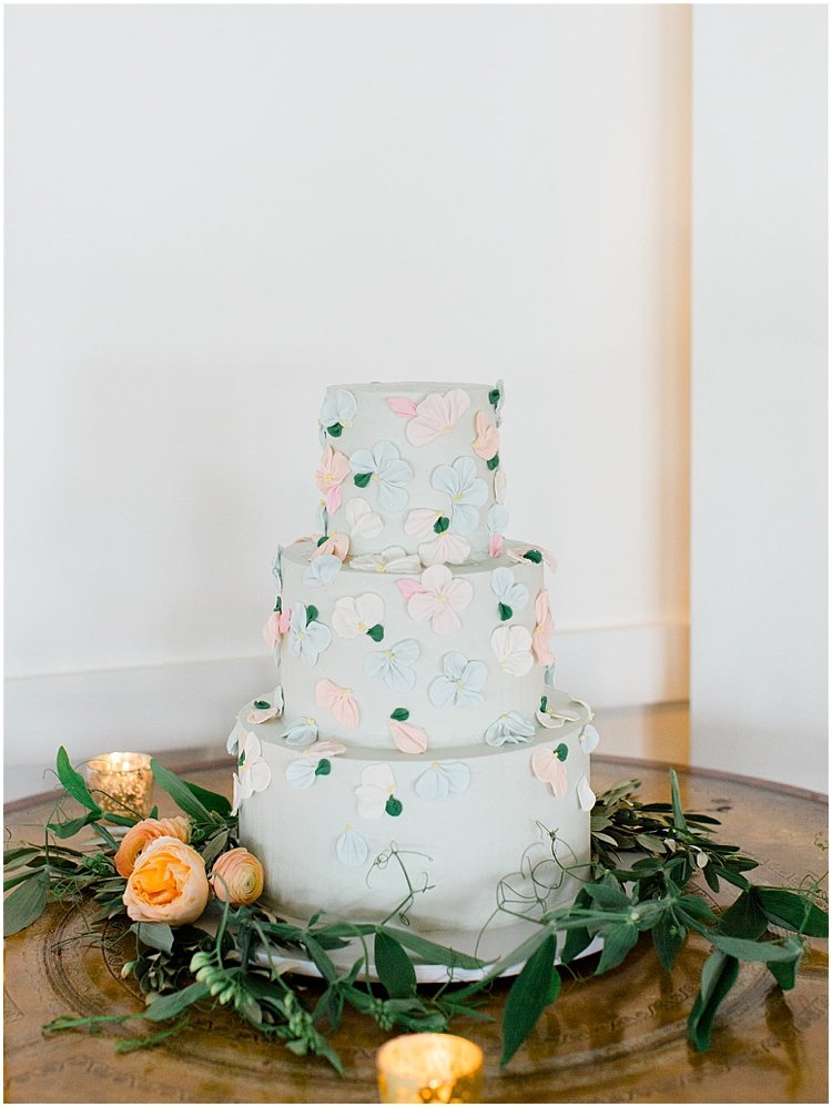 spring floral wedding cake.jpg