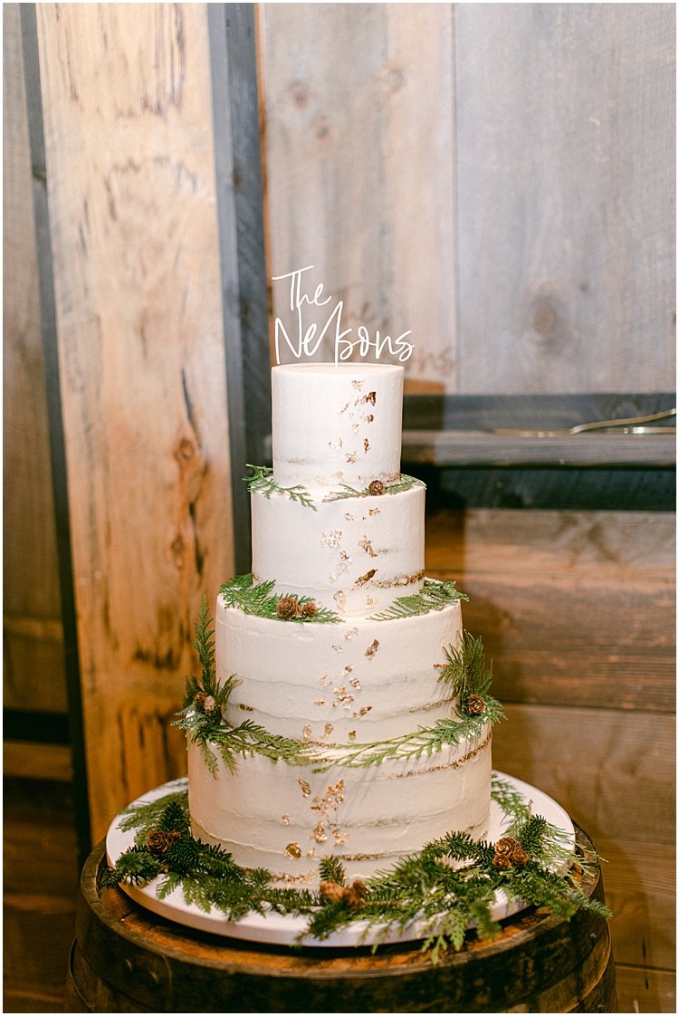 Simple Winter Wedding Cake