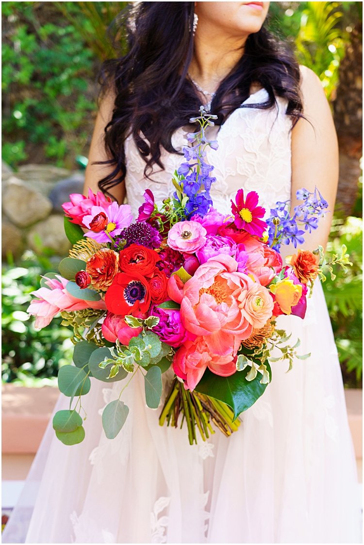 pink_colorful_bridal_bouquet.jpg